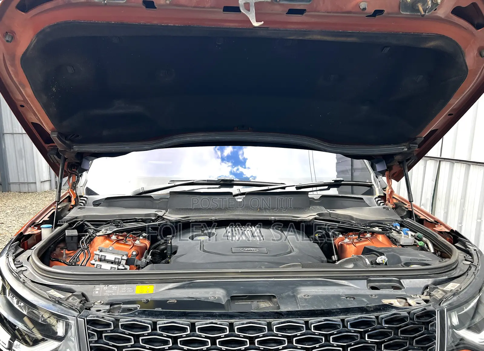 Land Rover Discovery HSE Luxury Diesel 4x4 2017 Orange