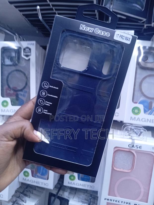 17 Pro Max Anti-Shock Protection, a Comfortable Grip Case - thumbnail 2