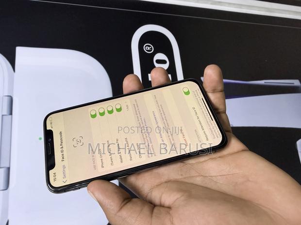 Apple iPhone X 256 GB Black - thumbnail 3
