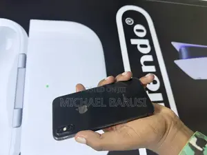 Apple iPhone X 64 GB Black