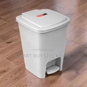 Hands-Free Operation Heavy Duty 30l Hard Plastic Step Pedal Waste Bin
