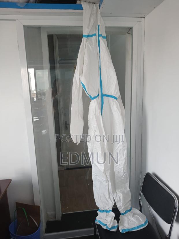 Coverall With Shoe Cover - thumbnail 6