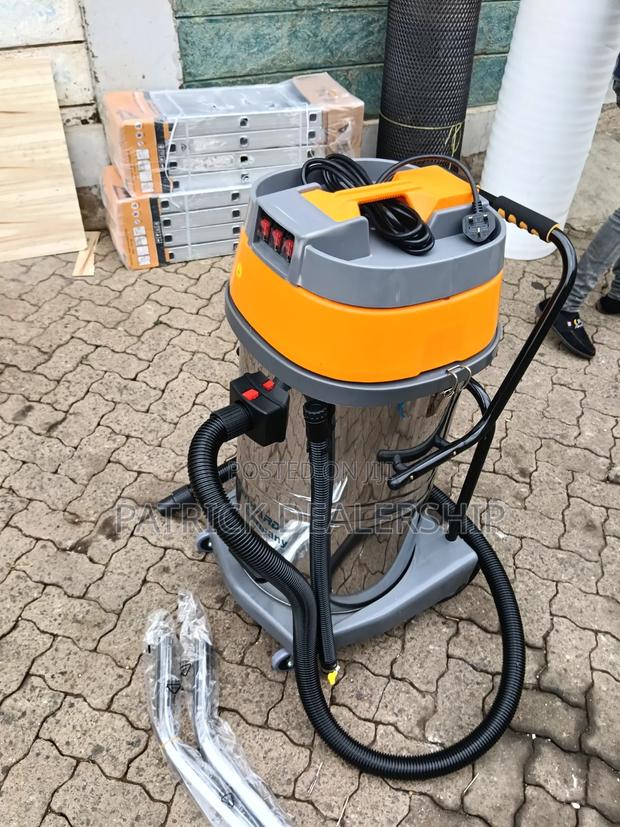 Portable Vacuum Cleaner - main view