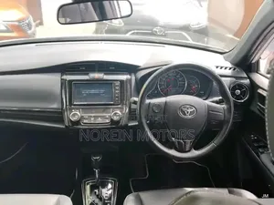 Toyota Corolla Fielder 2018 White