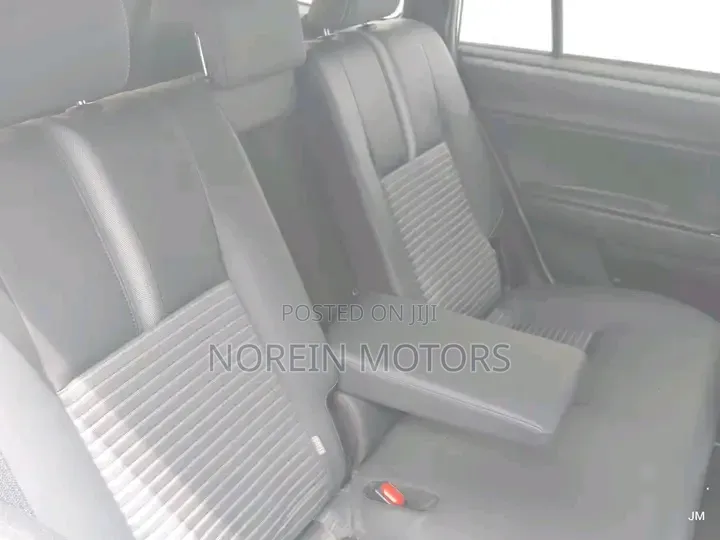 Toyota Corolla Fielder 2018 White