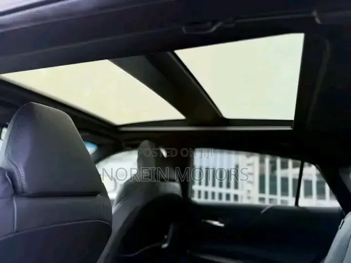 Toyota Harrier 2.0 2020 Off white