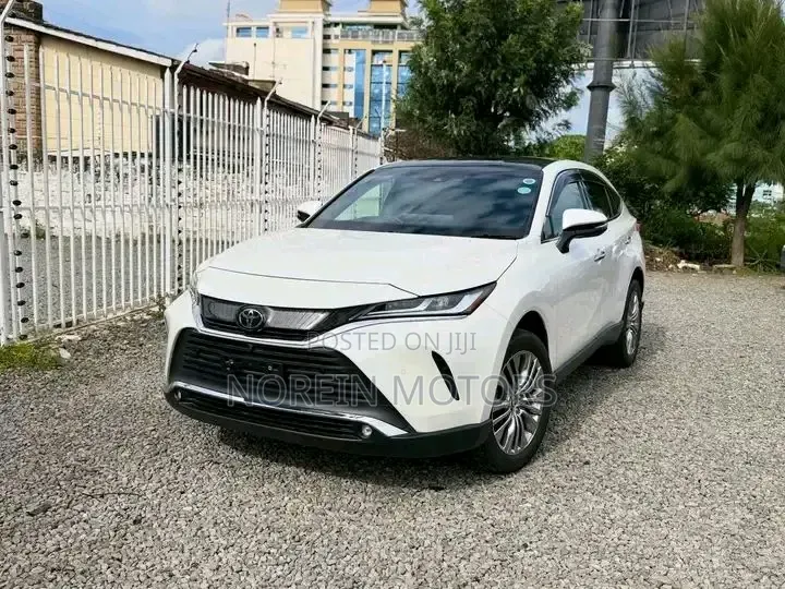 Toyota Harrier 2.0 2020 Off white