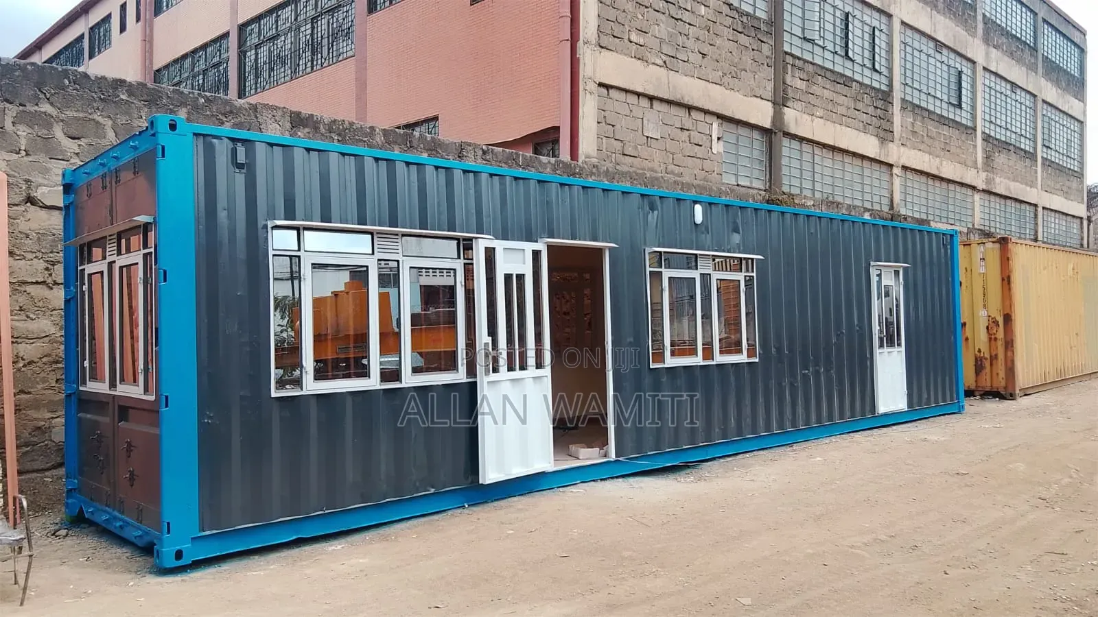 Customized Containers