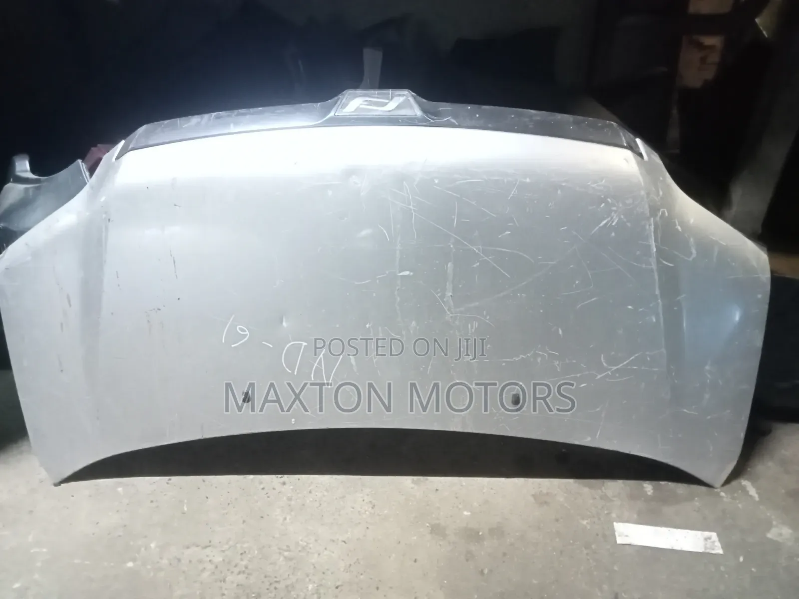 Noah Zr60 2005 Bonnet Assy With Chrome