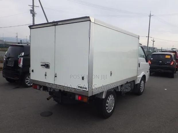 Mazda Bongo Truck - thumbnail 2