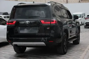 Toyota Land Cruiser 3.3 Diesel 4WD 2022 Matt Black