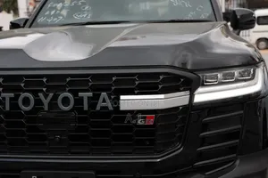 Toyota Land Cruiser 3.3 Diesel 4WD 2022 Matt Black