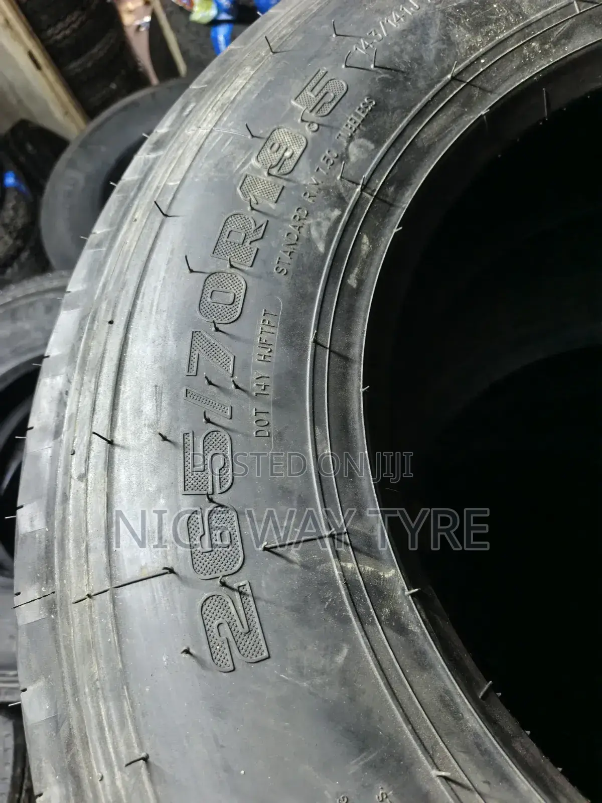 265/70r19.5 Petromax