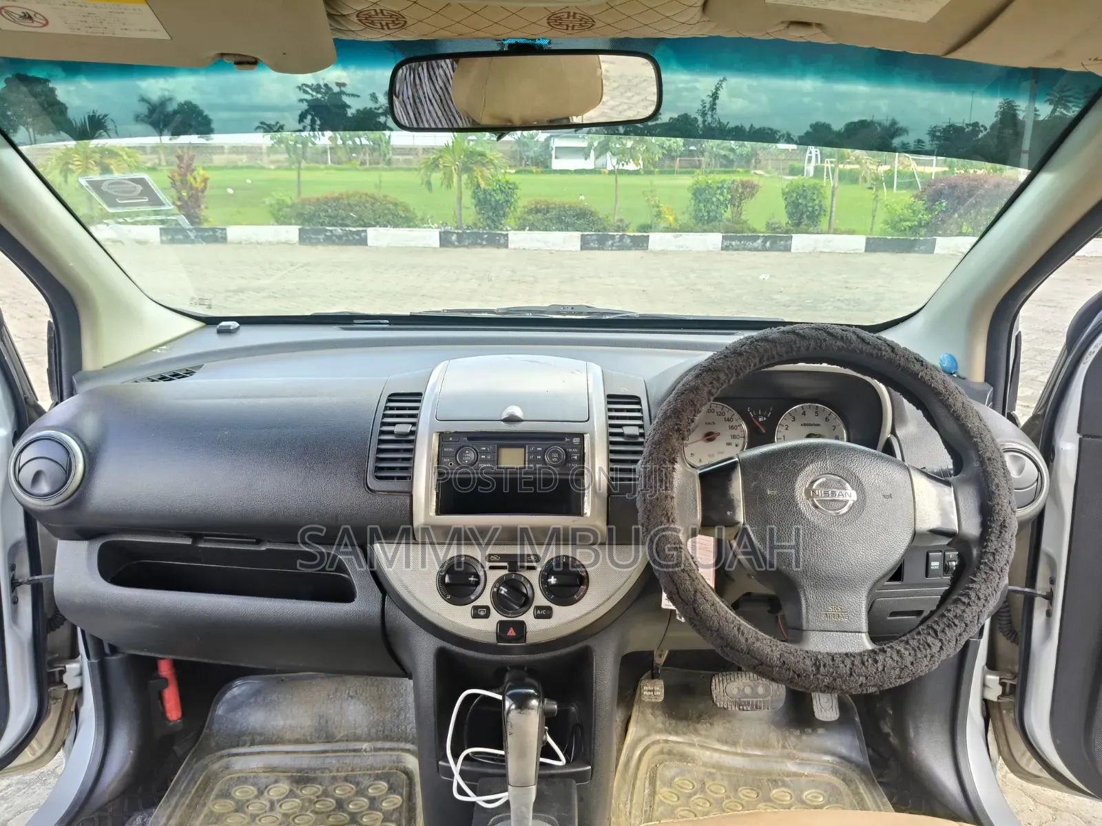 Nissan Note 2011 Gray