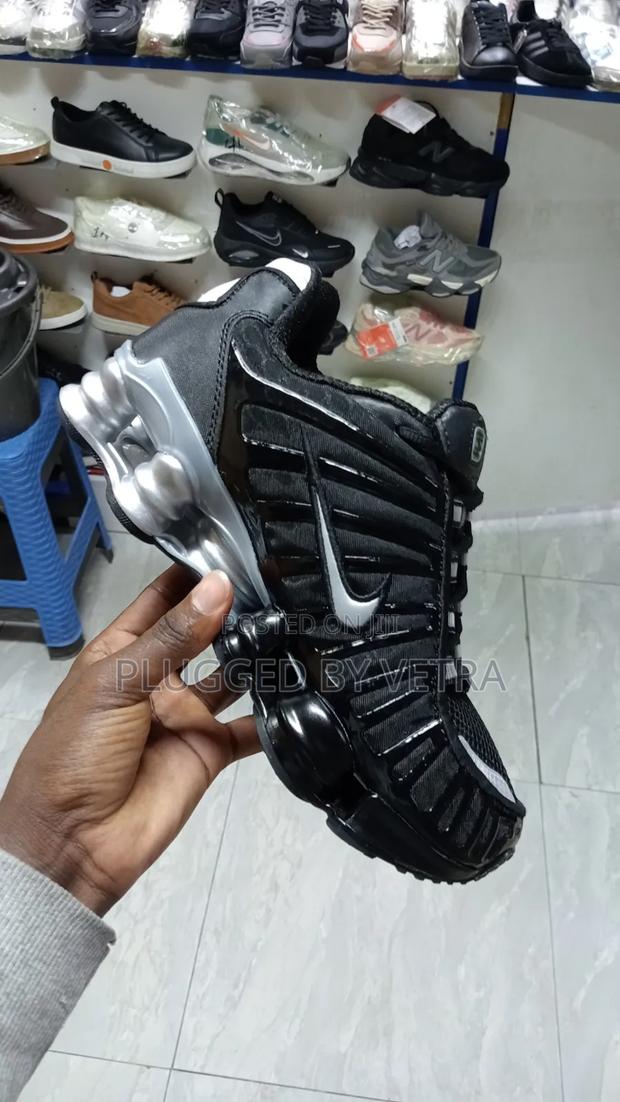 Black-Silver Grey Colourway-Nike Shox Tl