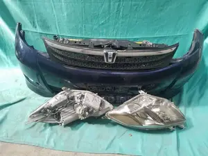 Toyota Isis Anm10 Nosecut 2004–2009 Original Ex-Japan