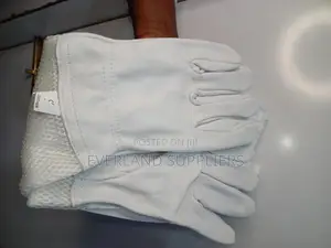 Gear Bee-Hive Proection Gloves