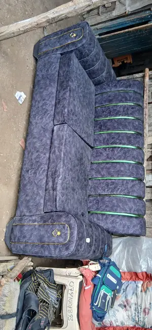 Grey Kangaroo Seat