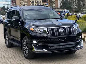 Toyota Land Cruiser Prado 2021