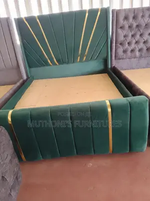 Green Chester Bed