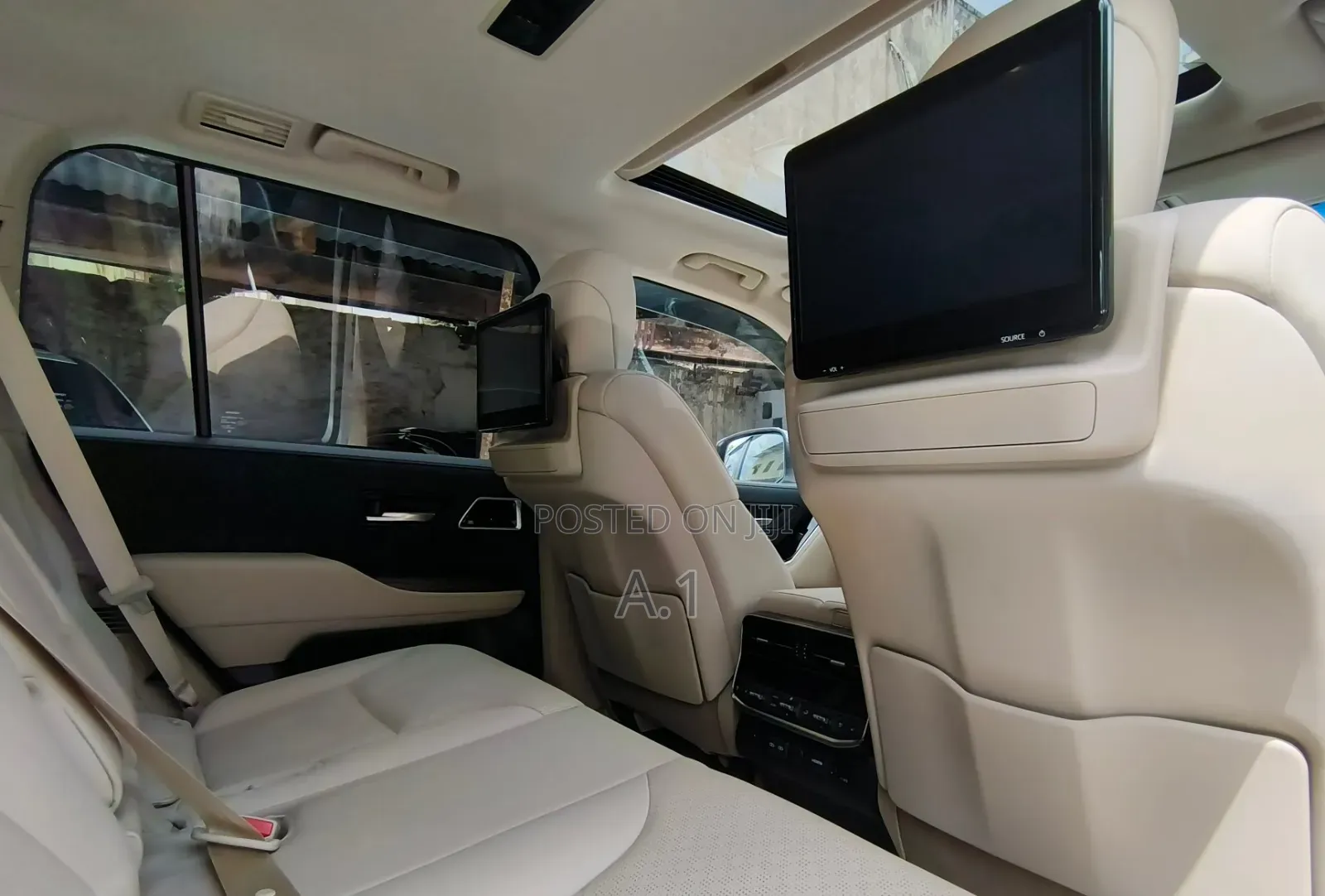 Toyota Land Cruiser 3.3 Diesel 4WD 2021 White