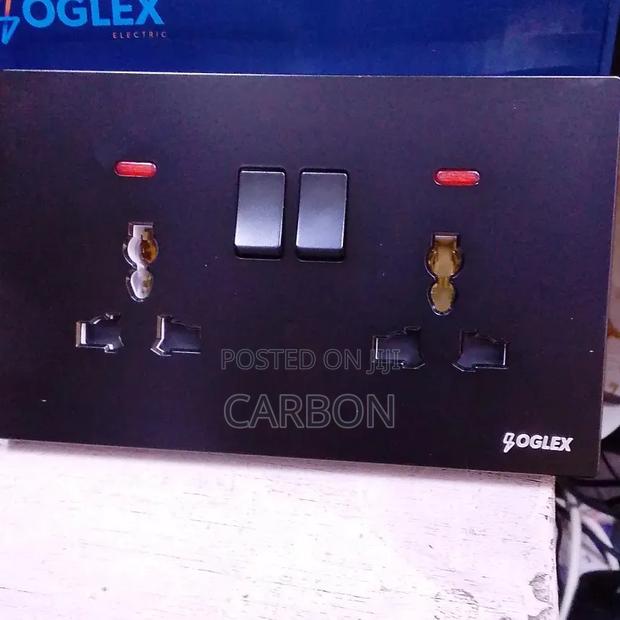 Twin Socket (Black) - main view