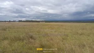 1.5acres Ruhunyu Biricha Kieni.