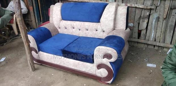 Blue/White Permanent Seat