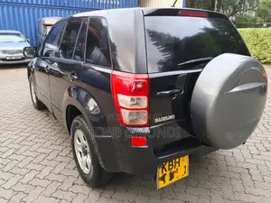Suzuki Escudo 2006 Black