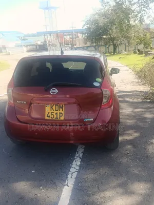 Nissan Note 2016 Red