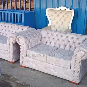 Brown Chester Seat