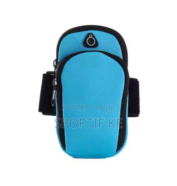 Waterproof Sports Phone Armband – Running Cycling Arm Holder - thumbnail 5