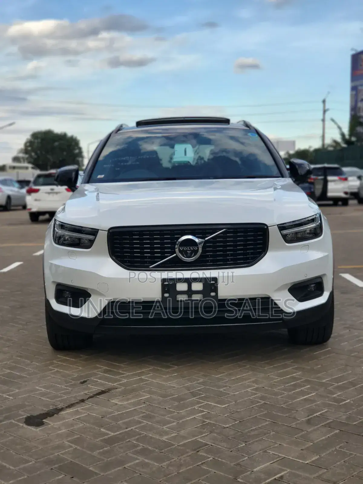 Volvo XC40 B4 Petrol AWD 2020 White