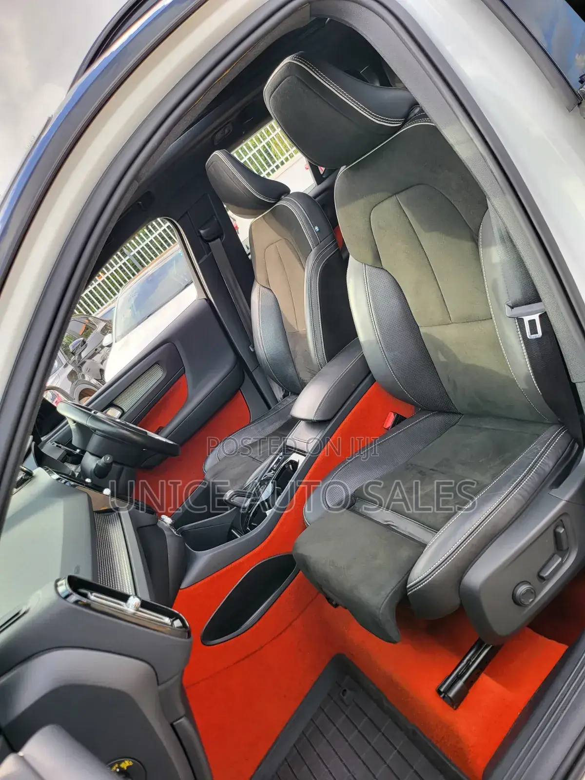 Volvo XC40 B4 Petrol AWD 2020 White