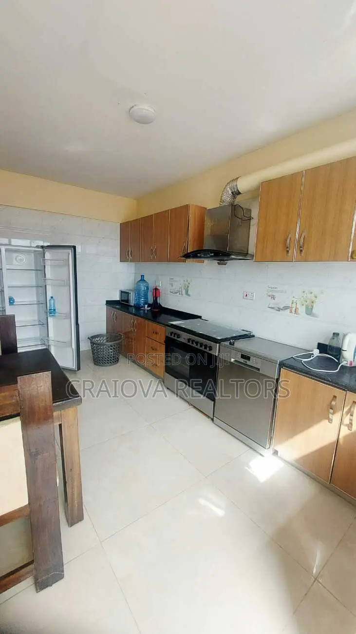 Furnished 3bdrm Penthouse in Valley Arcade for rent
