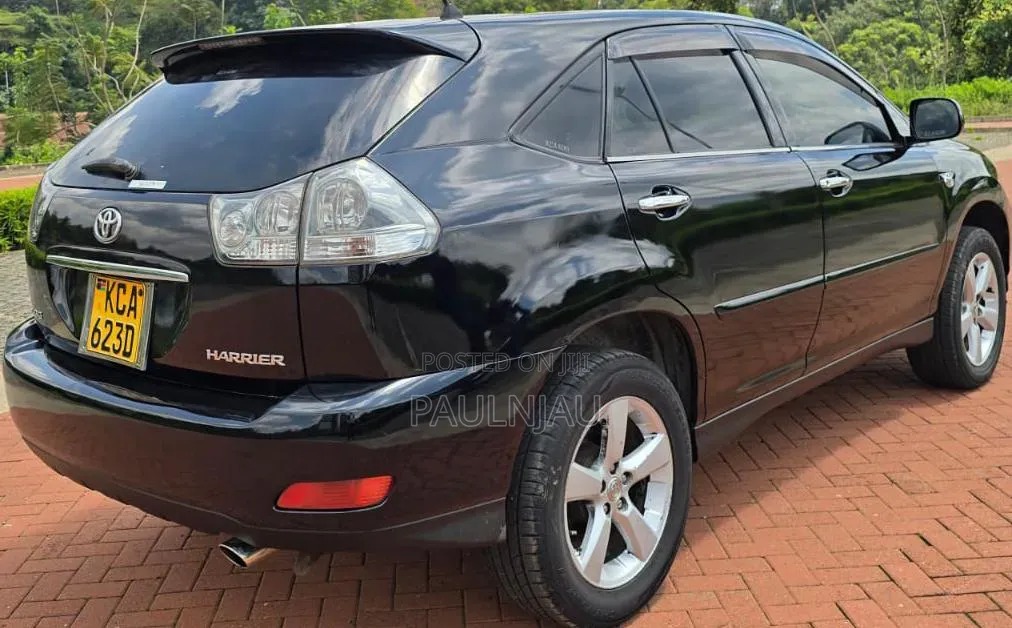 Toyota Harrier 2007