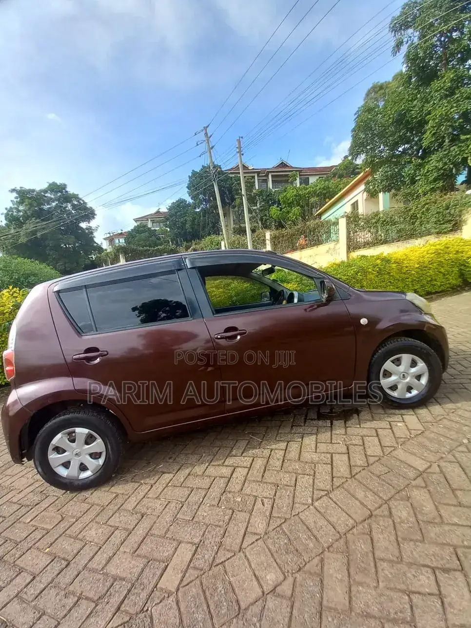 Toyota Passo 2010 Maroon