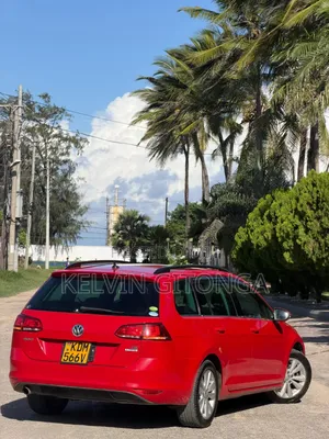 Volkswagen Golf 2015 Red