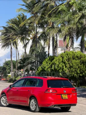 Volkswagen Golf 2015 Red