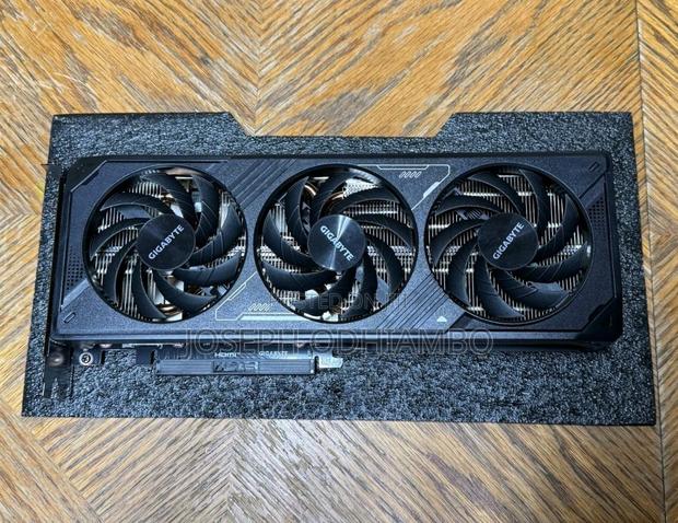 Gigabyte Geforce RTX 5070 Windforce Oc - thumbnail 4