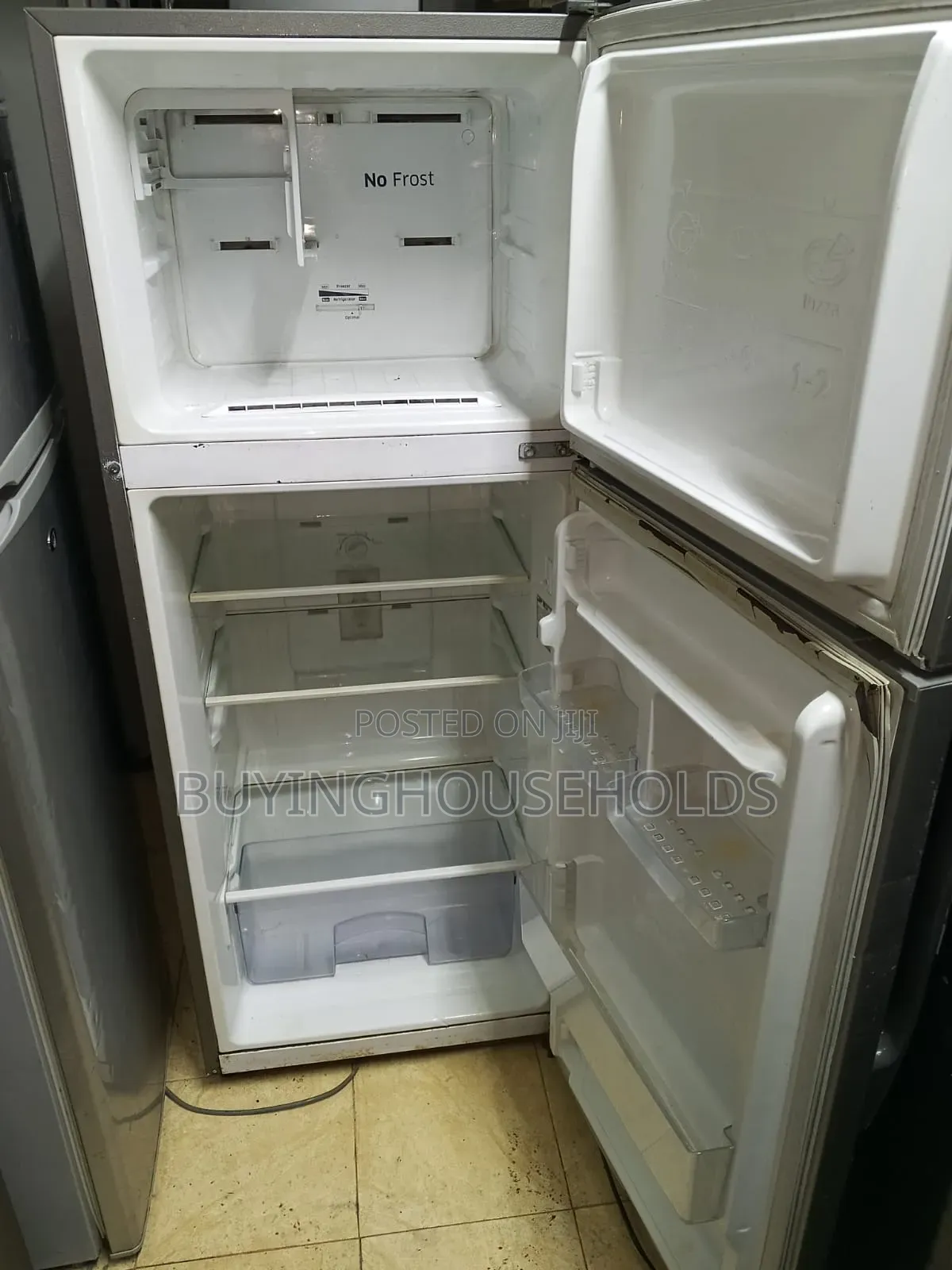 Samsung 250l No Frost Fridge (Silver)