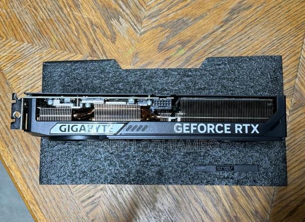 Gigabyte Geforce RTX 5070 Windforce Oc - thumbnail 5