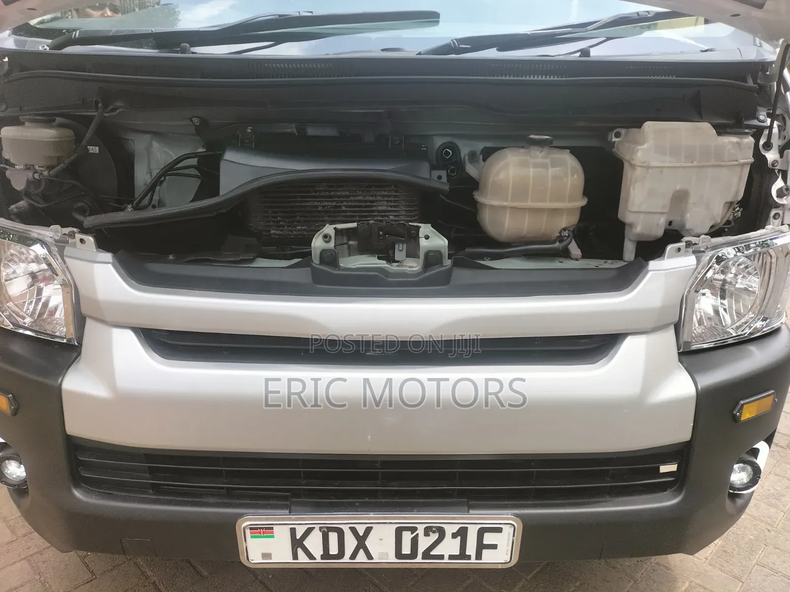 Toyota Grand HiAce 2012 White