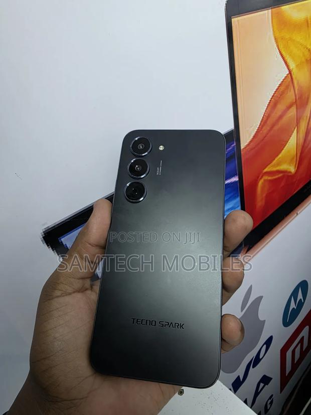 Tecno Spark 40 Pro 128 GB Black - thumbnail 2