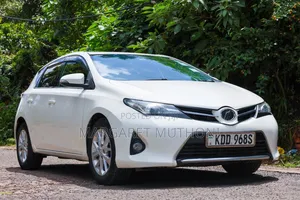 Toyota Auris 2014 White