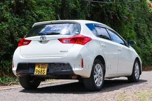 Toyota Auris 2014 White