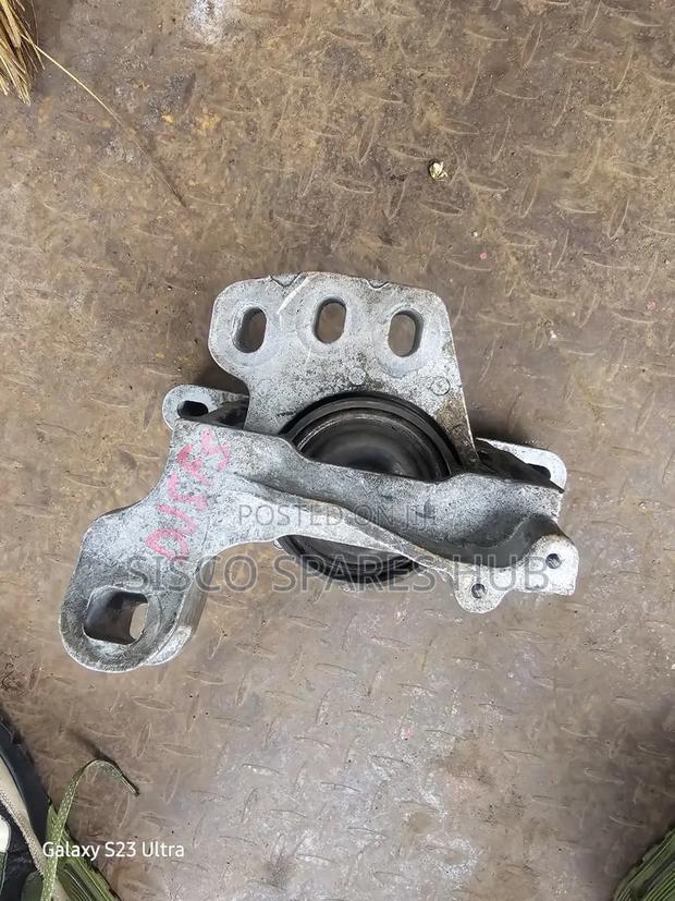 Engine Mount Mazda Cx3 - main view