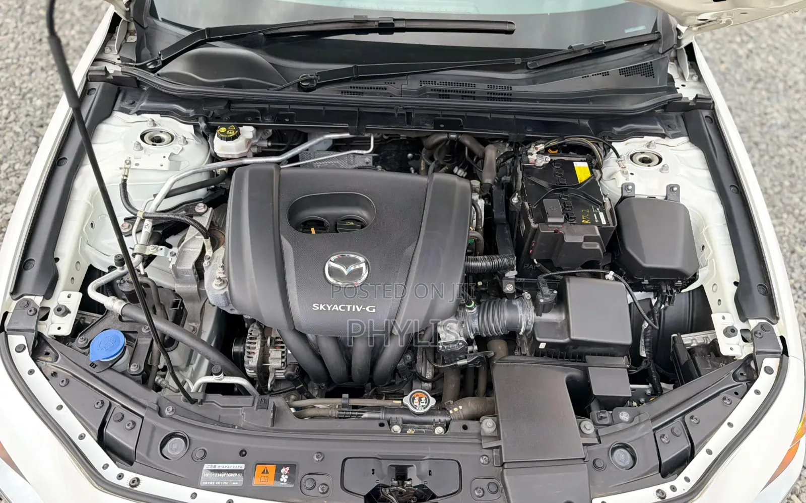 Mazda AZ 2020 White