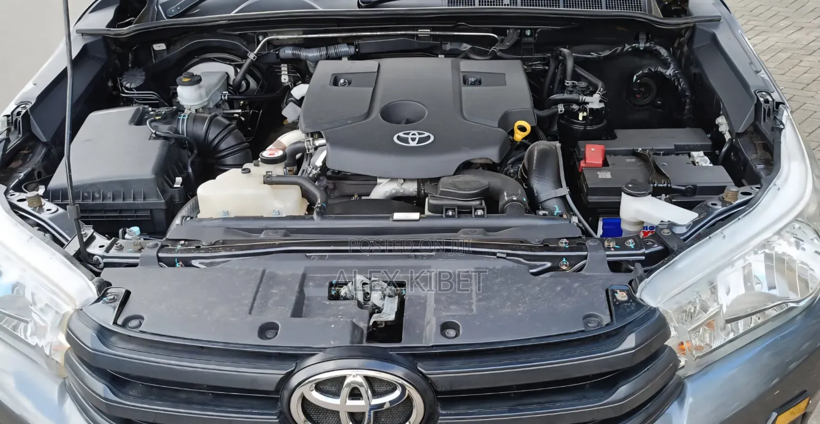 Toyota Hilux 2021 Gray