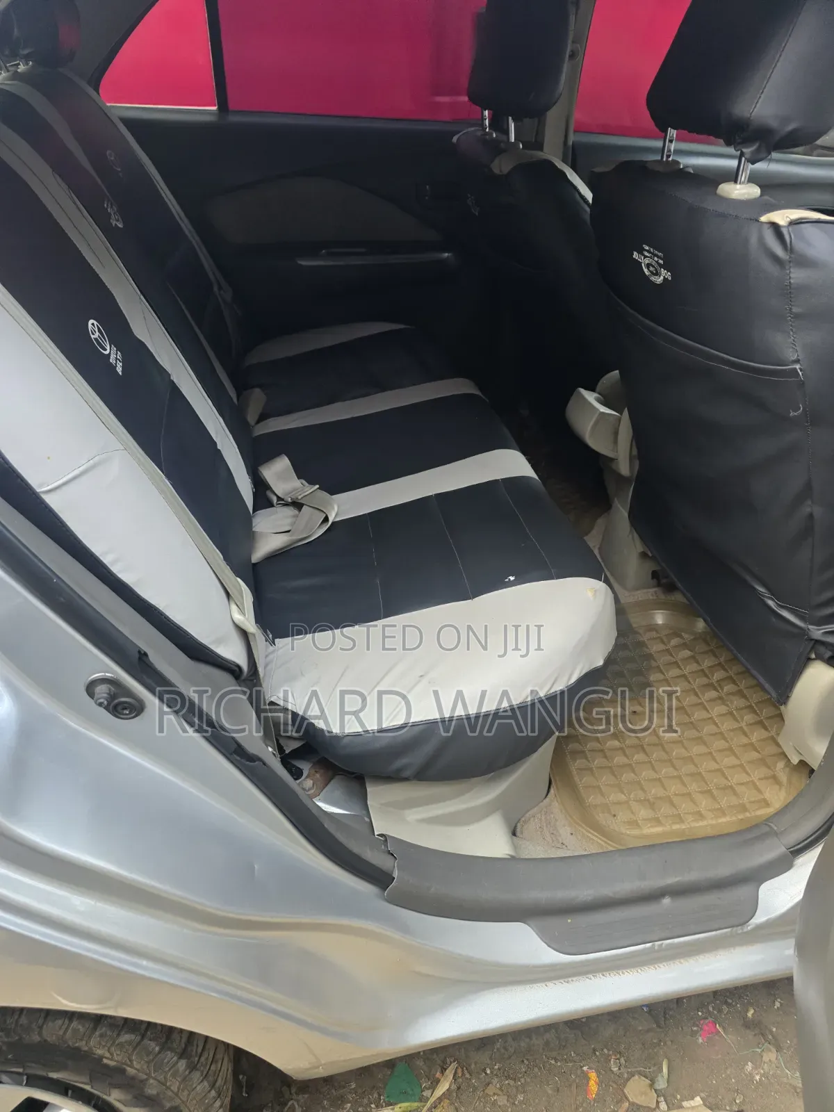 Toyota Belta 2009 Silver